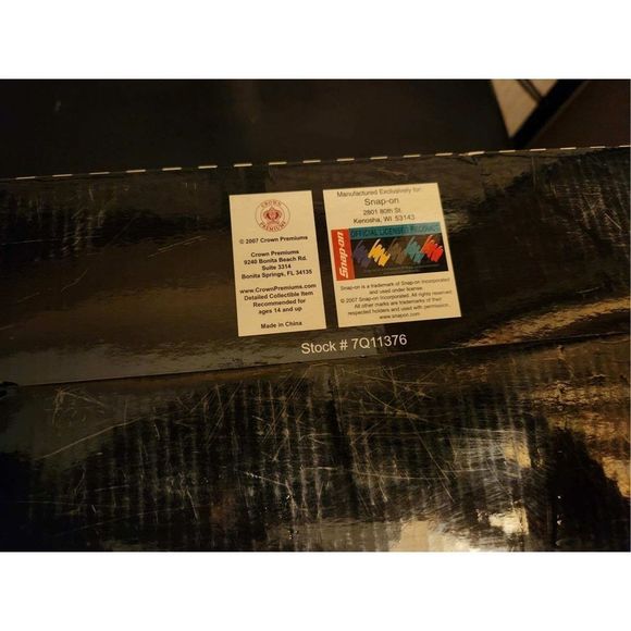 Snap-On Dale Earnhardt Jr. Pit Wagon 1:8 Scale - Picture 5 of 6